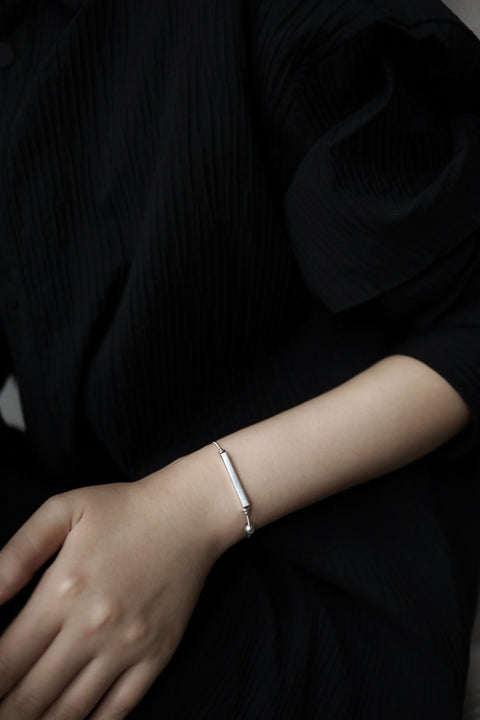Helmi Grey Pearl Bracelet