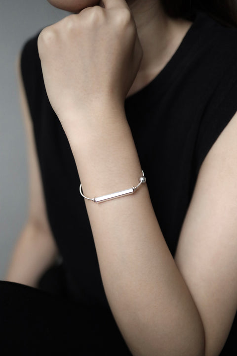 Helmi Grey Pearl Bracelet
