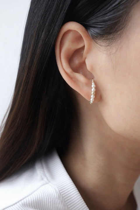 Golden Pearl Arc Earring