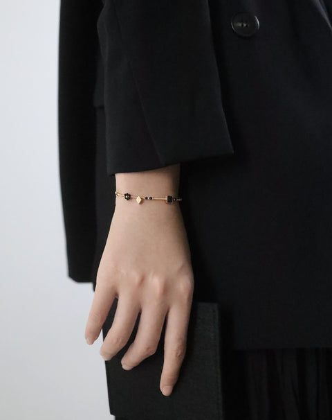 Black Daisy Bracelet