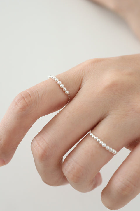 Silvery Pearl Adjustable Chain Ring