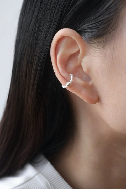 Silvery Cube Pearl Ear Cuff